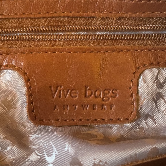 Vive Bags Antwerp soft leather satchel crossbody handmade in Belgium unique find - Picture 9 of 13